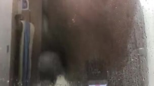 Shower bussy claps