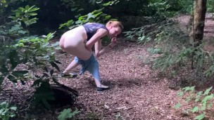 Nervous Slut Pisses In Public Park