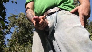 Outdoor quick foreskin jerk off