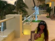 Русская шлюха согласилась на секс за деньги с незнакомцем в отеле 5/16