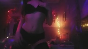 Just testing, I recorded this striptease for my boyfriend a while ago~~