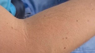 Very Risky in public with a Real stranger (very close People) I measure his cock then I make him cum
