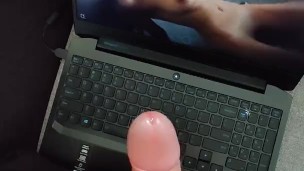 Edging, leaking, shaking handsfree... Play with me