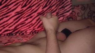 guy masturbates before bed 💯 ( onlyfans - @handjobmen )