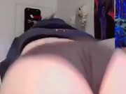 Egirl twerks 