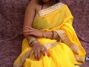 Desi Pari Hot Indian Bhabhi Has Big Boobs and a Sweet Pussy 1/16