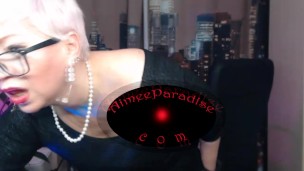 Working with the clitoris of my slut: licking, nibbling, rubbing... Come on cum, lustful bitch!