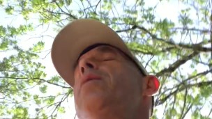 pisse dans la nature