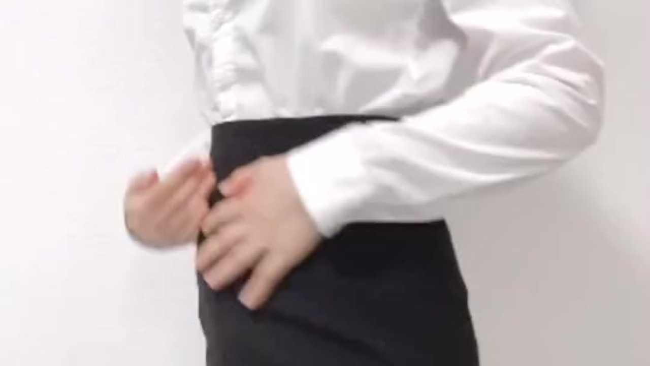 【素人】どんどんお洋服を脱いでいきます....♡【脱衣】 - Video di sesso gratis - RedTube