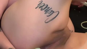 Salemvonxxx and her first Bad Dragon anal 