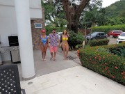 Narco contrata dos prepagos y se las folla duro 1/16