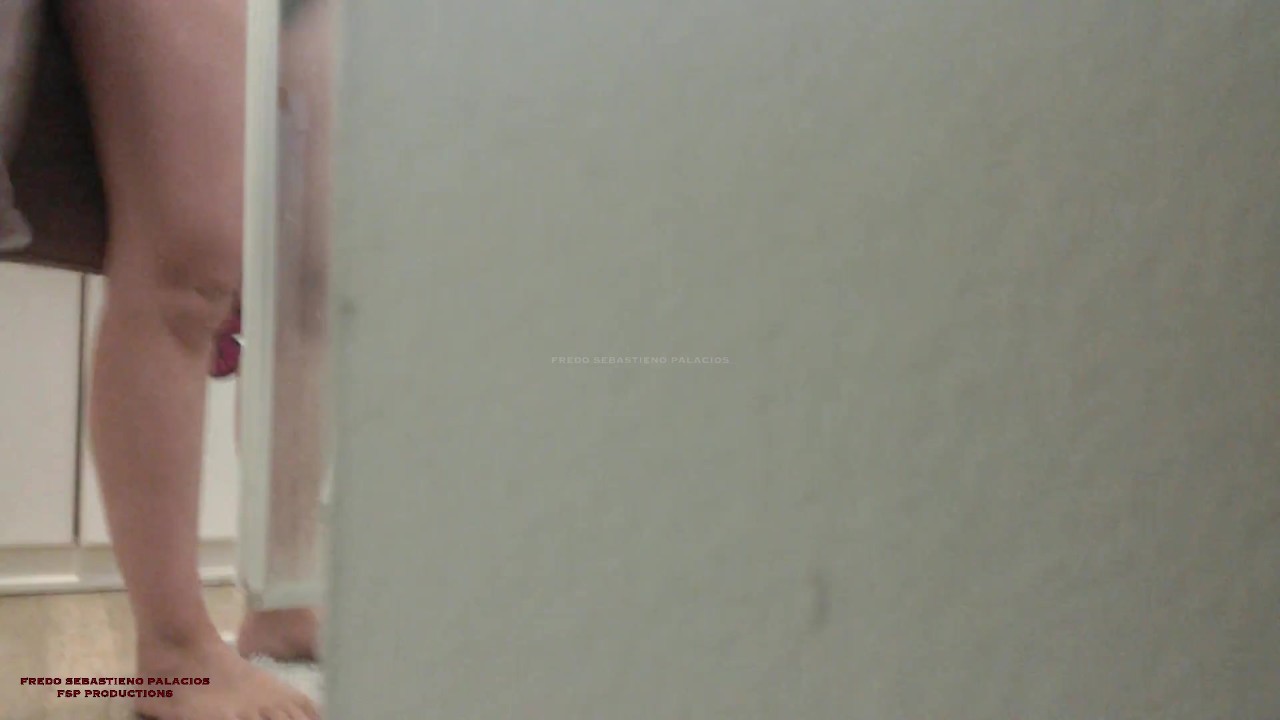 Oops, ... I caught the stepmom 47 years in the bathroom - RedTube