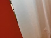  BAÑANDOSE y termina dandome una mamada