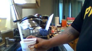 muggzdoggz cooking flashing cock 