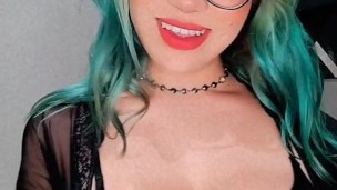 subscribe to my Onlyfans
