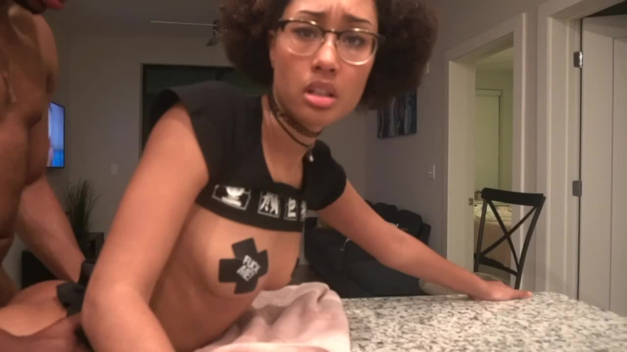 Rhileylove’s crush fucks her on the Kitchen Counter. - RedTube