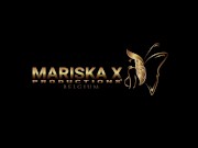 MARISKAX Farah masturbates in front of an old man 1/16