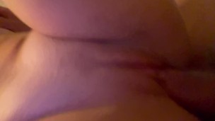 Deliciosa cogida mañanera mira donde me echa la leche