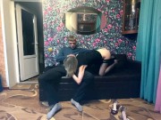 Я отжарил эту деловую сучку прямо на кухонном диване 6/16