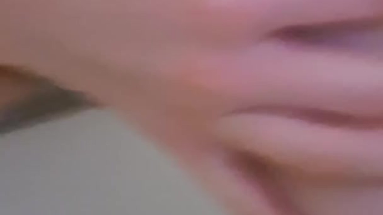 Pissing girl on the toilet - RedTube