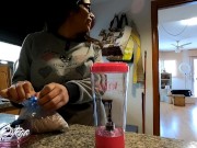 Mi compañero de piso esta Taladrando la pared y me lo acabo follando 2/16