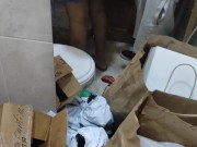 جينا من سوق انا وصاحبتي وهي تسخن عليا فاش دخلنا لدار 10/16