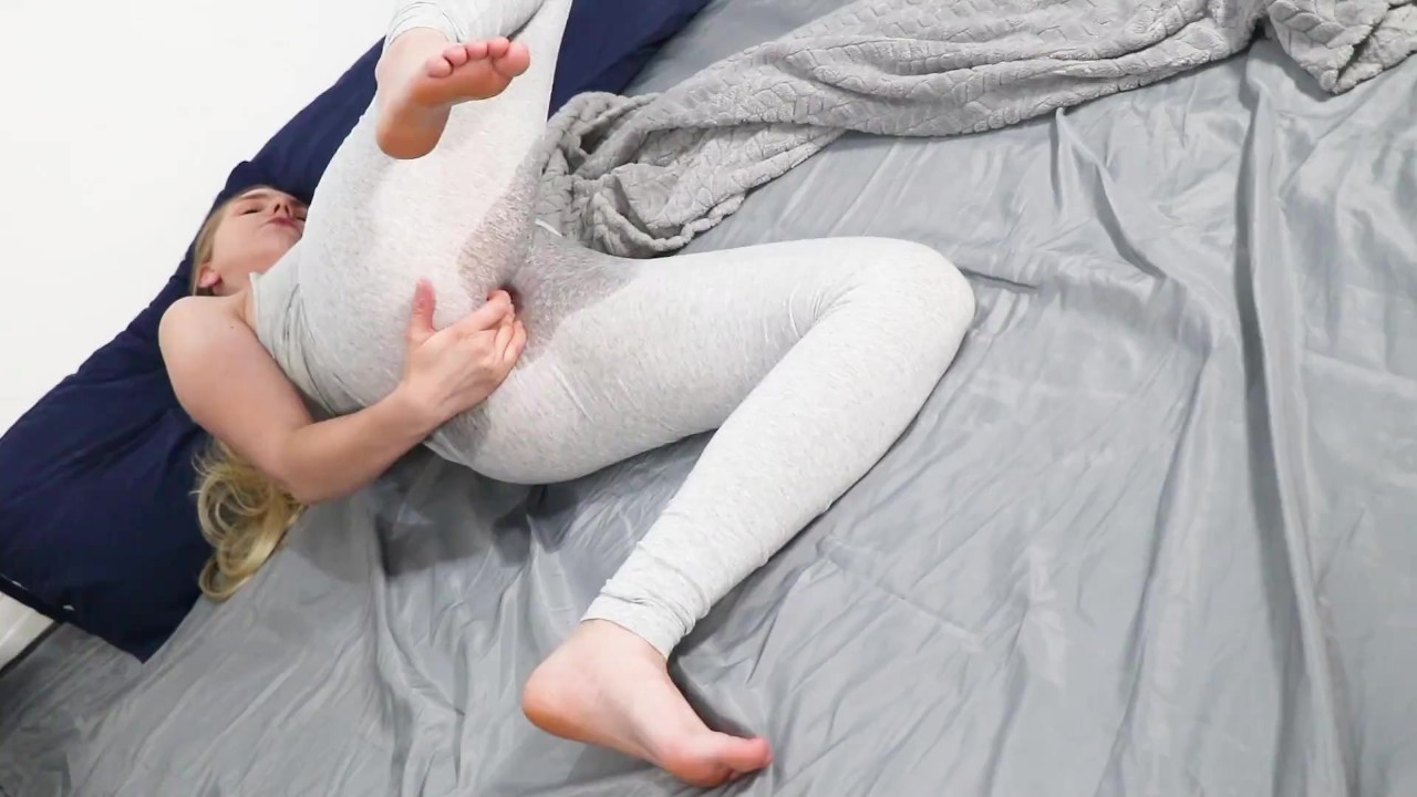 Pee desperation, wetting the bed full bladder will not stop coming out