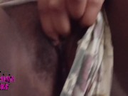 Mostrando a bucetinha 13/16