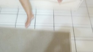 Video 2 of 2 - Latin mother shows off on the beach, masturbates very excited in front of the hotel o