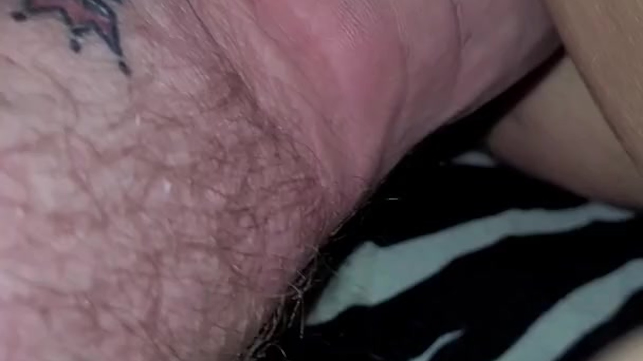 Sweet little pussy gets a sweet little fist - Darmowe seks wideo - RedTube