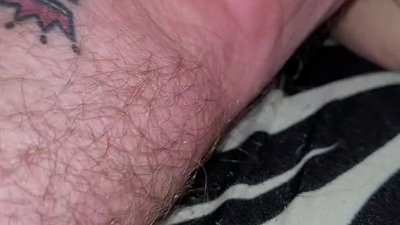 Sweet little pussy gets a sweet little fist - Darmowe seks wideo - RedTube