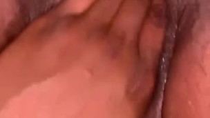 Wet Wednesday pussy play 💦
