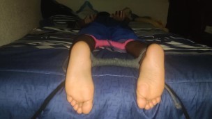 Foot Fetish - Male Feet Tied