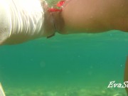 peeing underwater and washing my pussy 10/16