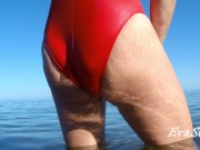 peeing underwater and washing my pussy 16/16