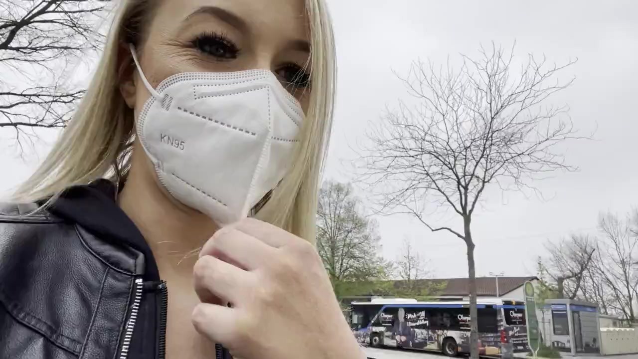 Teen real Orgasmus im Öffentlichen Taxi und erwischt !!!!! - RedTube