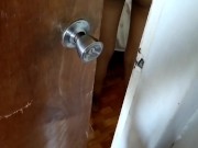 mi hermanastra chupándome la verga la puta chupa riquísimo  