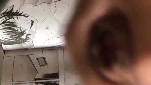 エロ漫画を読みながらオナニー！最後は精子ぶっかけ！