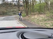 Als notgeile Tramperin mit genommen und mit Happy End bedankt !! 2/16