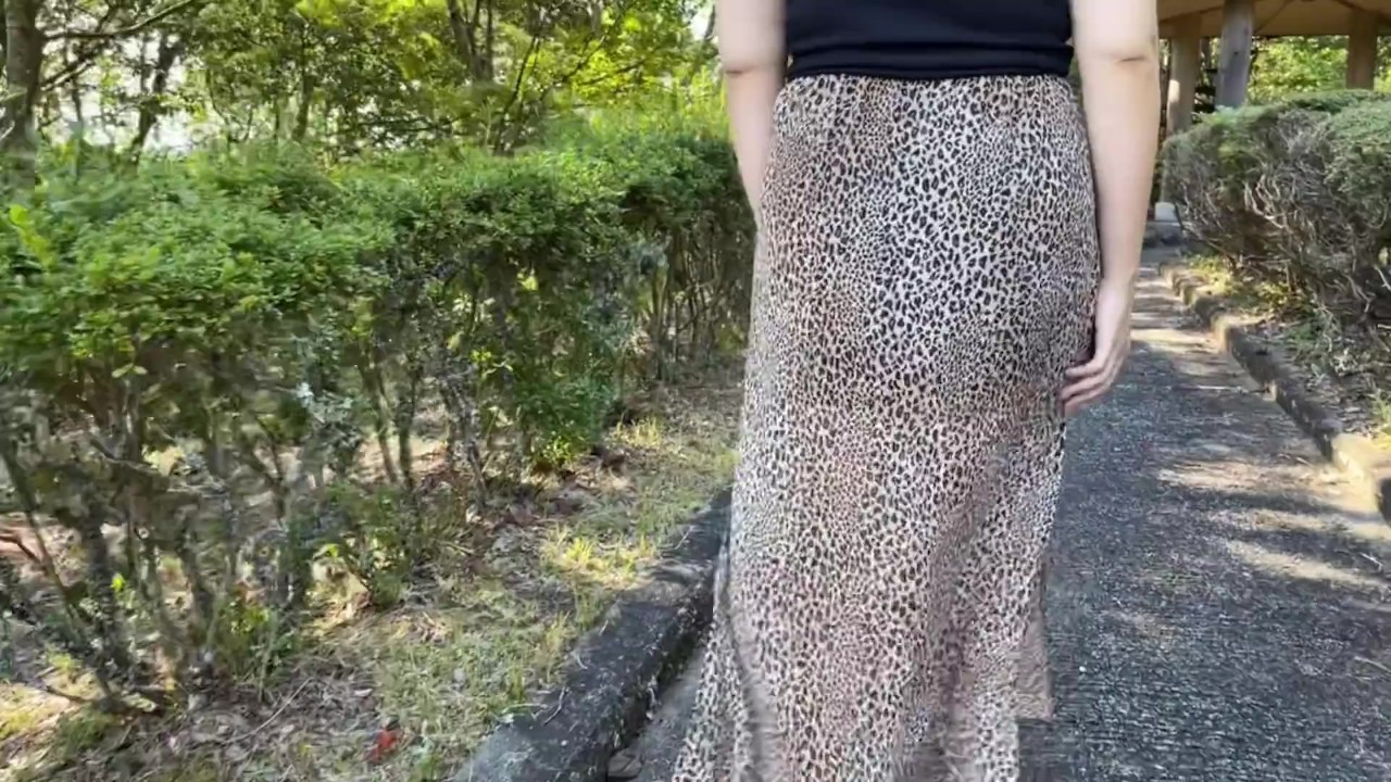 [露出]人気の無い展望台でディルドでオナニー♡イキまくりでごめんなさい。 - RedTube