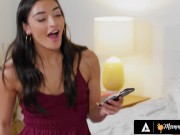 MommysGirl Emily Willis Fucks Stepmom Silvia Saige For College Purposes 1/16