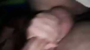 Sacando toda mi leche en la hamaca