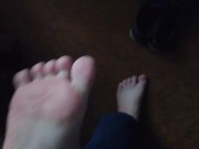 Артем сосет сам себе дрочит ногами лижет ноги self suck autofellatio self footjob 4/16