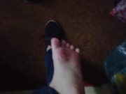 Артем сосет сам себе дрочит ногами лижет ноги self suck autofellatio self footjob 9/16