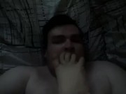 Артем сосет сам себе дрочит ногами лижет ноги self suck autofellatio self footjob 5/16