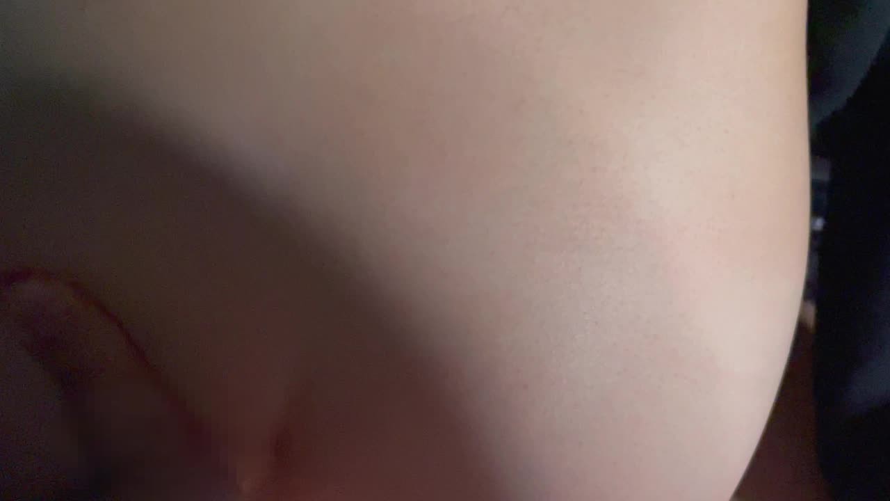 デート終わりの公園でリアルハメ撮り！大興奮で女子大生のおまんこで即イキ大量中出し ♡RYO＆YUU♡ 素人カップル/歳の差/10代/美少女/スタイル抜群/スマホ/リアル/主観映像/運転フェラチオ - RedTube
