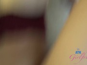 Hooking up with a sexy amateur babe who got her pussy eaten, sucks cock and gets fucked nice and deep! 10/16