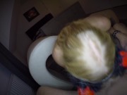 Halloween - Duivels geil moedertje in haar strakke kontje geneukt. Geniet van mn sperma in haar mond 8/16