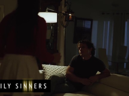 Family Sinners - Robby Echo Spreads The Legs Of His Stepsister Whitney Wright And Fucks Her Deep
