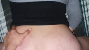 Ela adora gemir como uma vagabunda